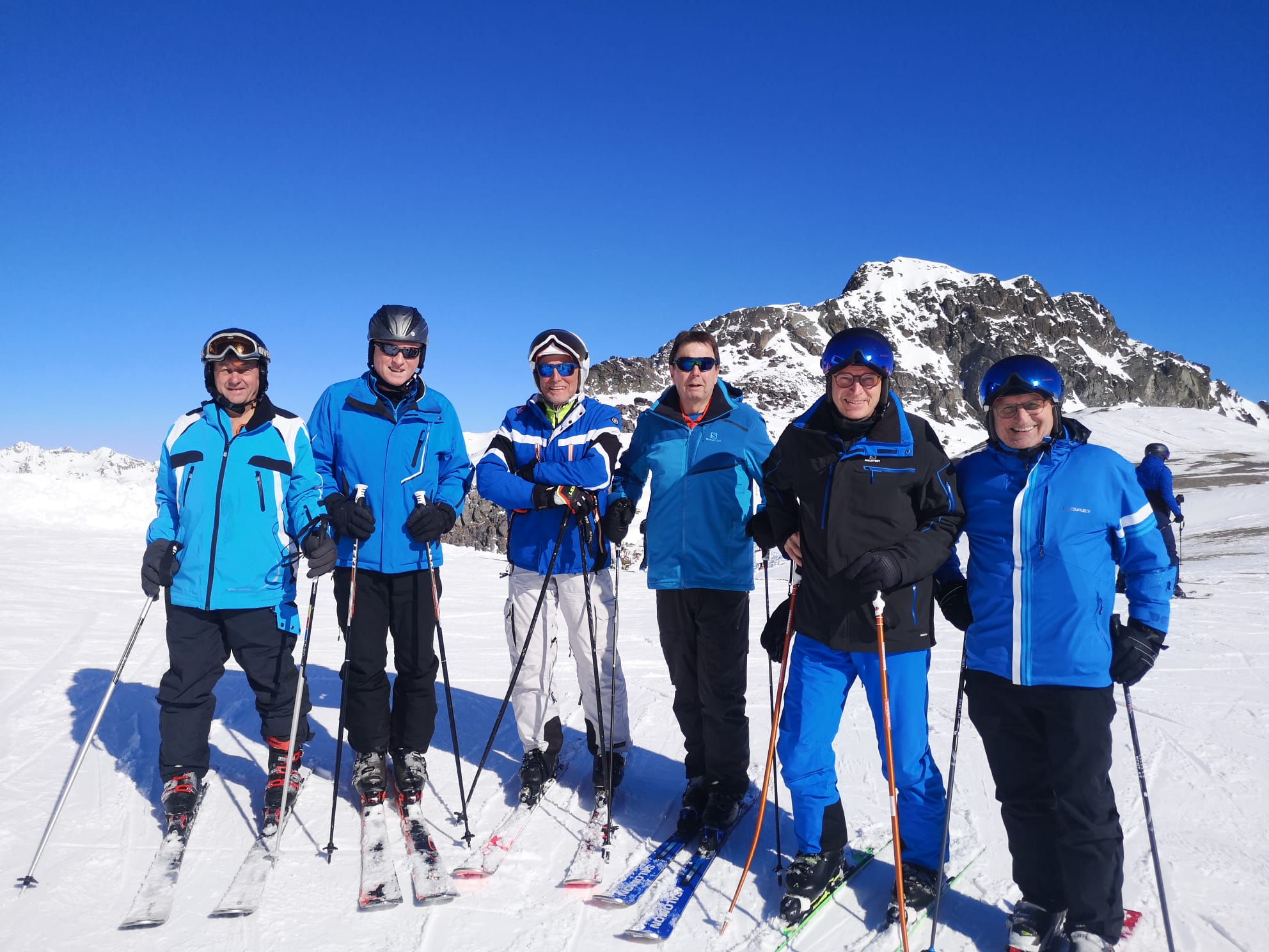 Du betrachtest gerade 50–Jahre SVU-Tennis/ 25-Jahre Tennis Skiausfahrt