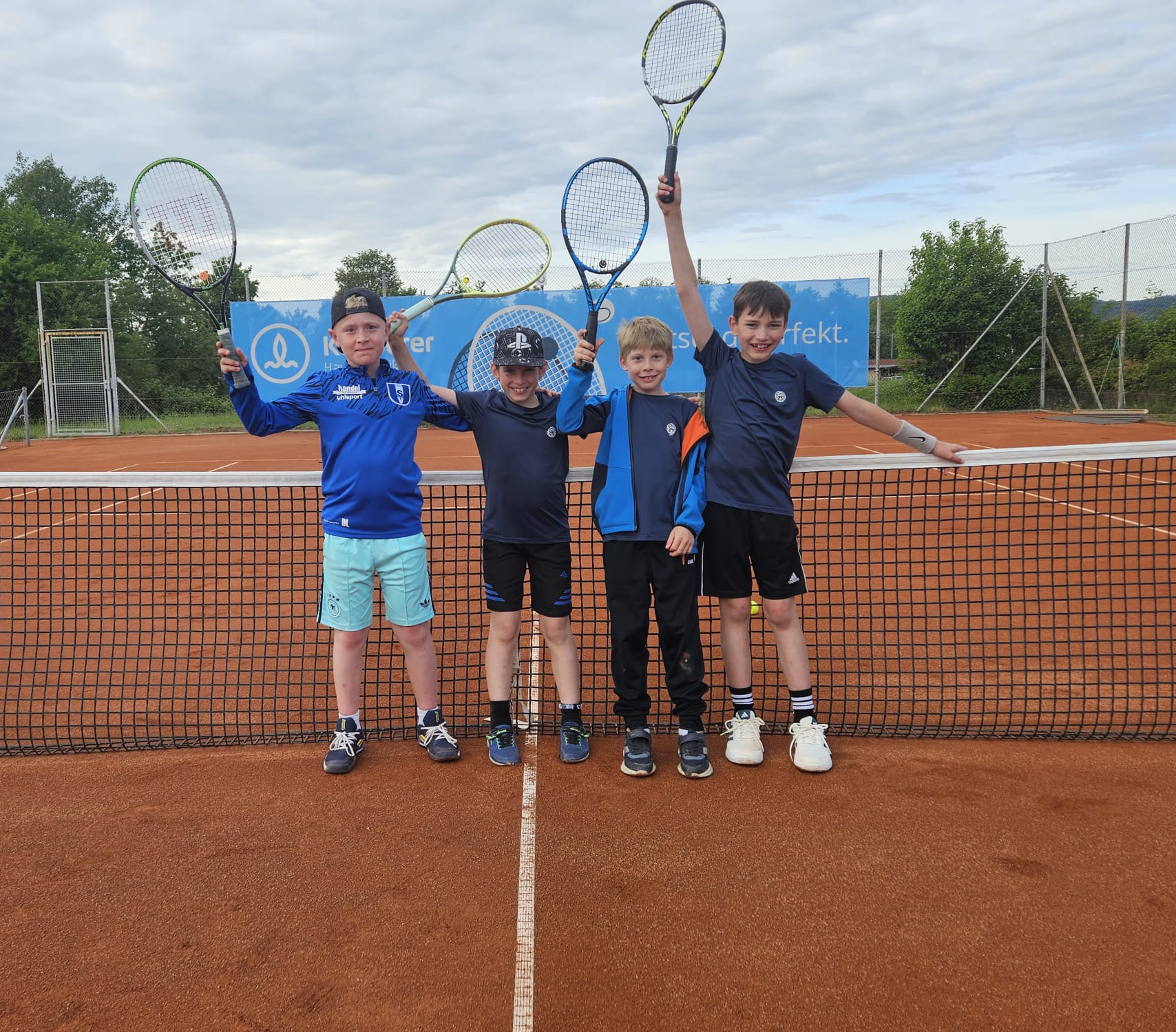 Du betrachtest gerade Beim ersten Heimspiel der U10 empfingen die Unterweissacher Gäste aus Leutenbach